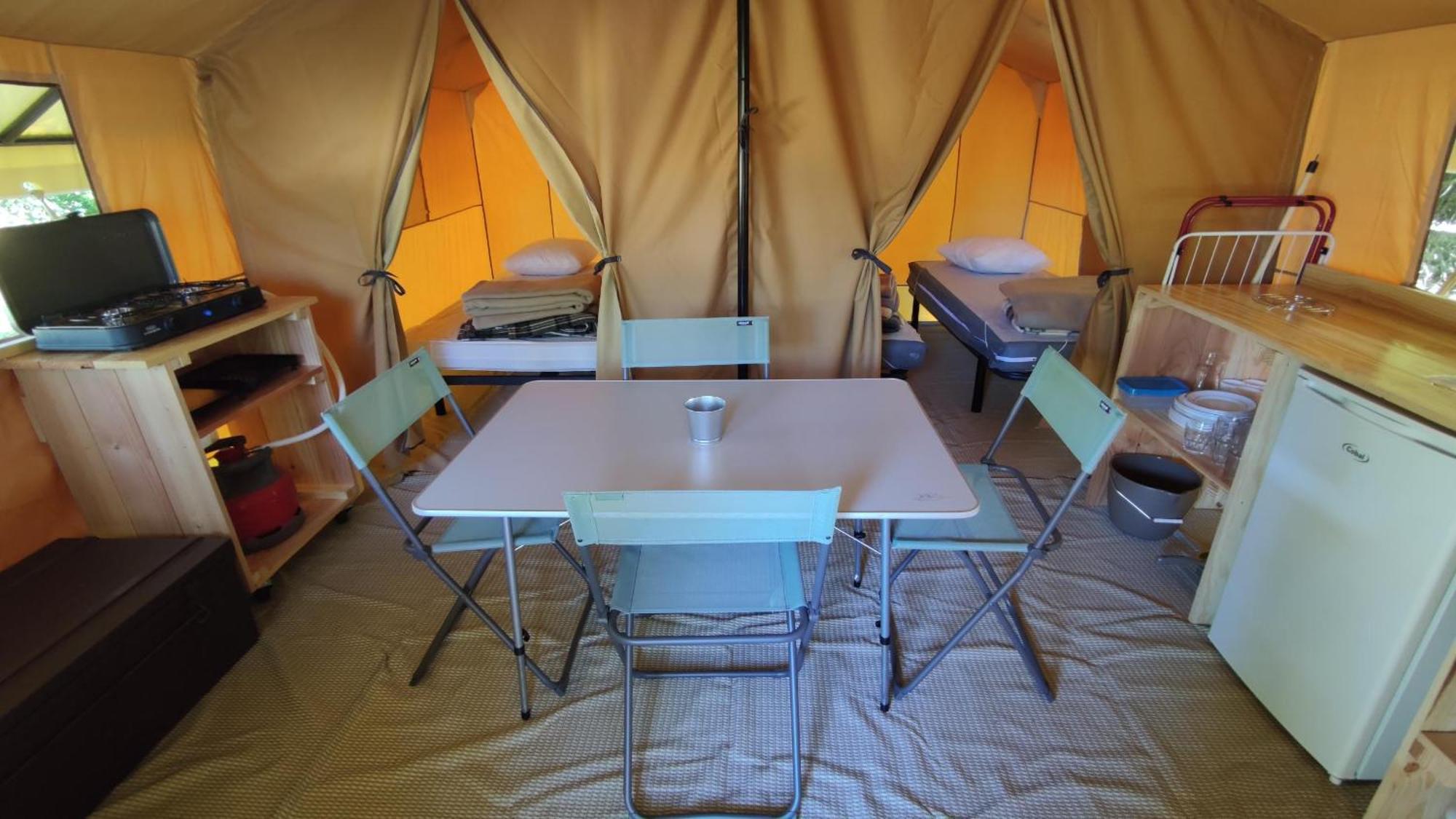 Camping Onlycamp Les Pins Nançay Kültér fotó
